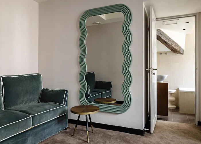 Elysées, An Ihg 4* Parigi