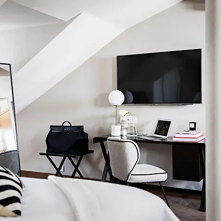 Hotell Palais De L'elysee By Ihg