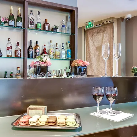 Palais De L'elysee By Ihg Hotel 4*