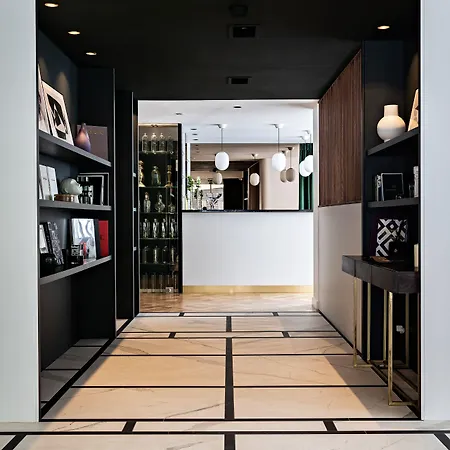 Hotel Palais De L'elysee By Ihg 4*