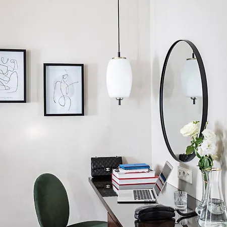 Hotel Palais De L'elysee By Ihg Paris