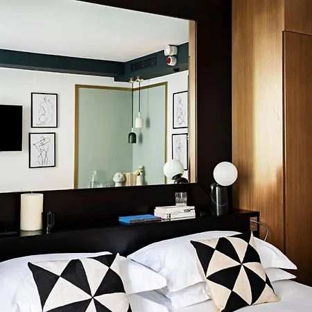 Hotel Palais De L'elysee By Ihg 4*