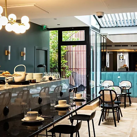 Hotel Palais De L'elysee By Ihg 4*