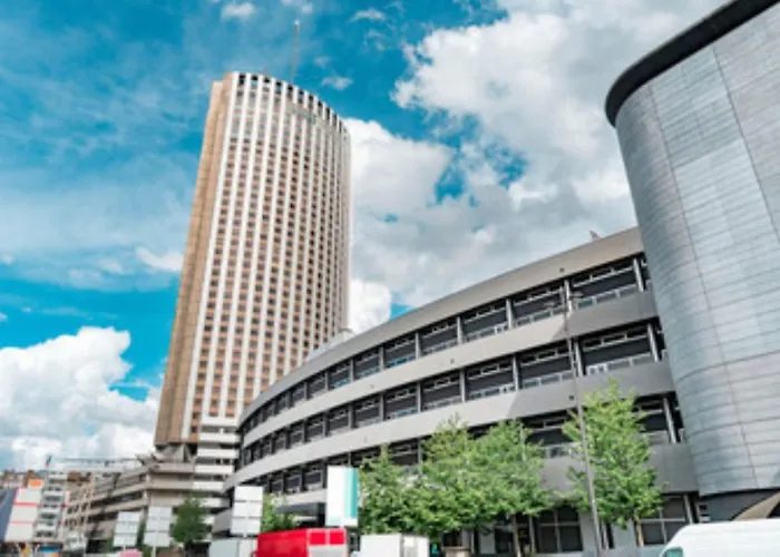 Elysées, An Ihg Parigi