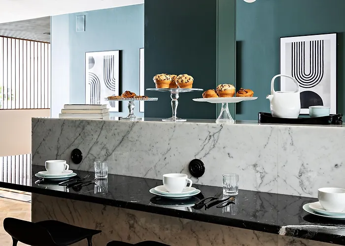 Hotel Elysées, An Ihg