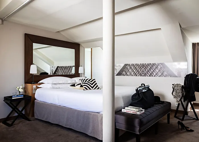 Palais De L'elysee By Ihg Hotel 4*