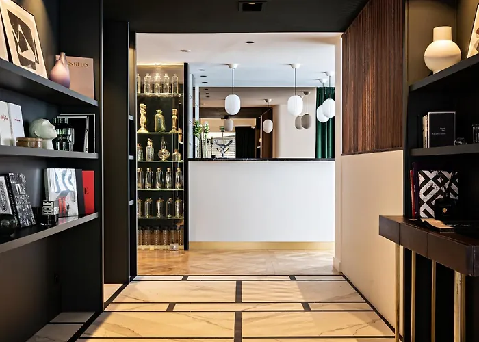 Palais De L'elysee By Ihg Hotel 4*